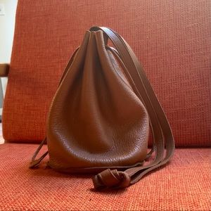 Baggu drawstring bucket bag in caramel